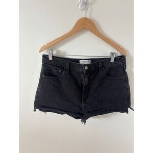 Abercrombie & Fitch The Mom Short High Rise Washed Black Denim Raw Hem 31 12
